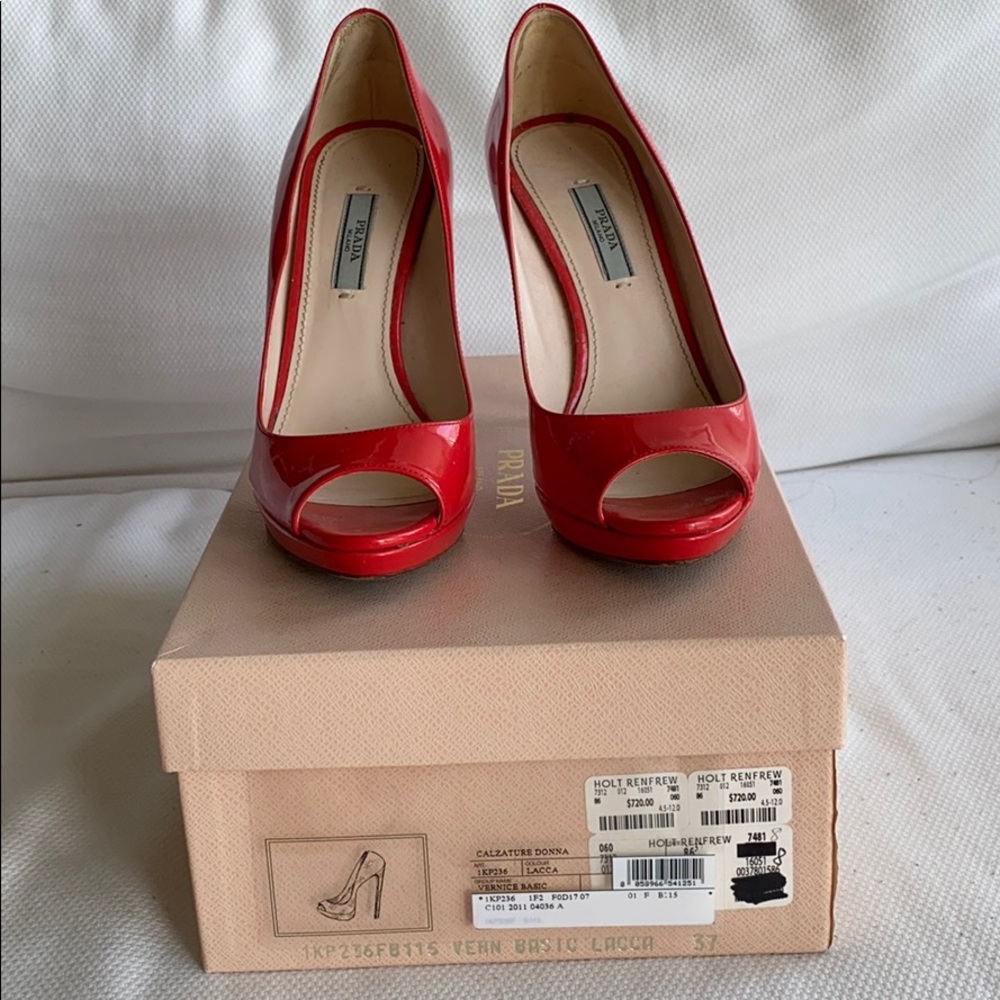 Prada peep toe shoes